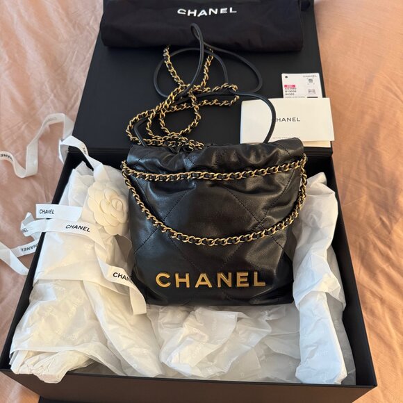 Authentic Chanel 22 Mini BNIB - Picture 1 of 9
